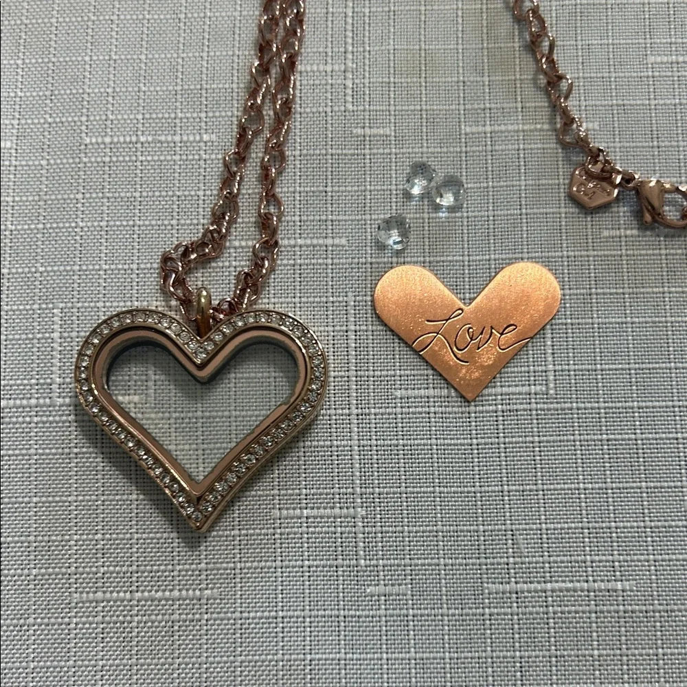 Origami Owl Rose Gold Crystal Heart Locket Pendant Necklace - Picture 5 of 6